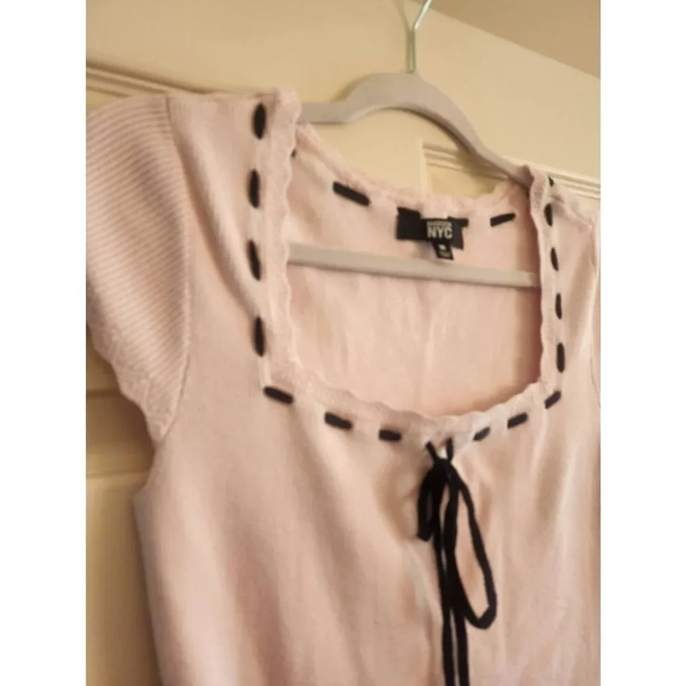 Madden NYC knit short sleeve ribbon detail dress pink size Medium - Picture 4 of 7